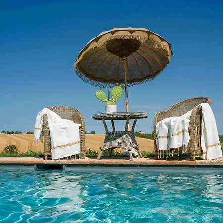Сasa de vacaciones In The Hills Of Le Marche