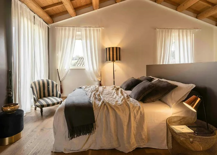 Country House In The Hills Of Le Marche Ostra Vetere